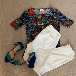 Women’s LuLaRoe shirt